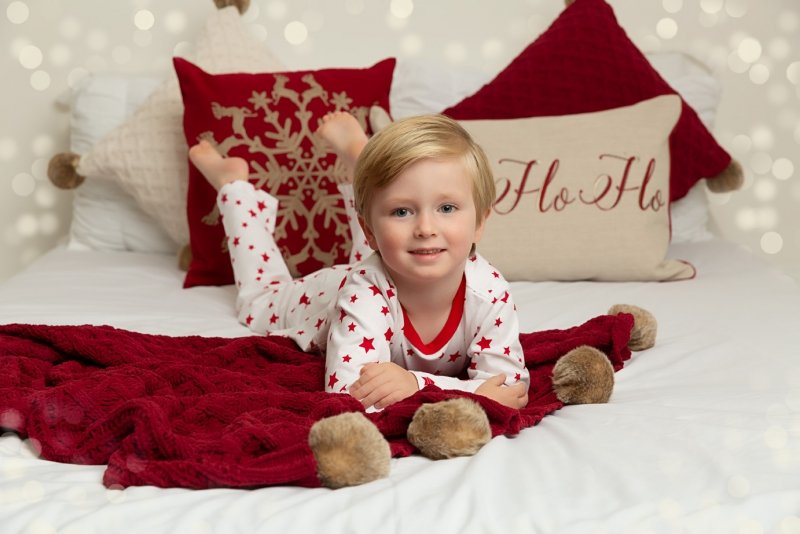 What to wear to your Christmas mini session